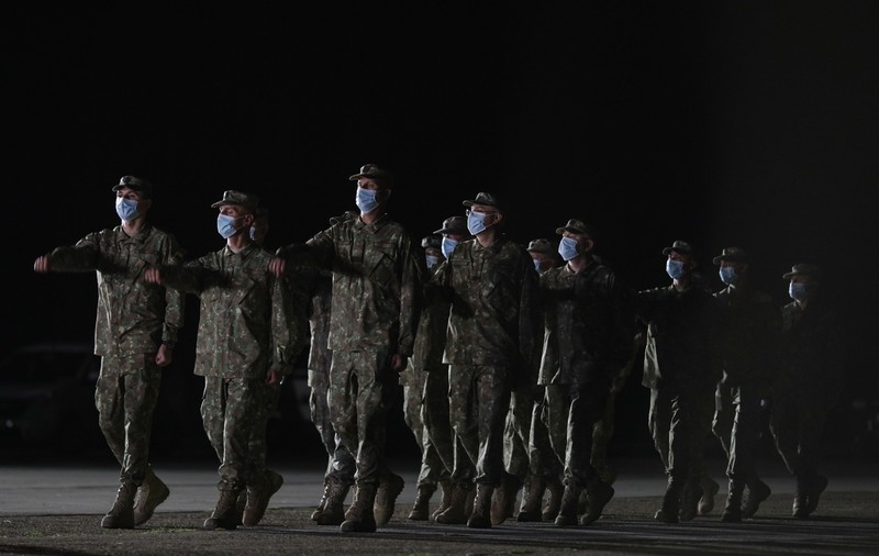 VIDEO | Ultimii militari români din Afganistan s-au întors acasă