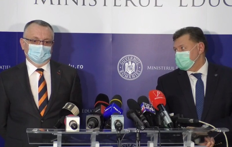 Cîmpeanu și Rafila, întrebați despre siguranța elevilor în școli: șase secunde de tăcere și o ridicare din umeri