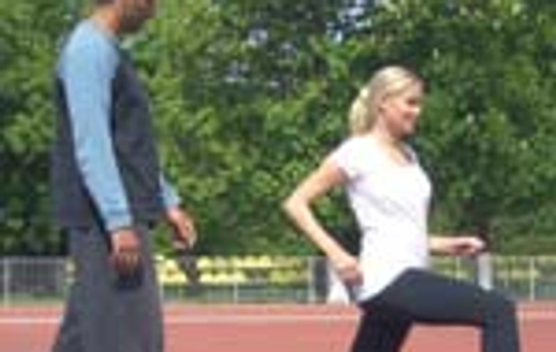 Valentina Pelinel:'Dorm opt ore si fac sport'
