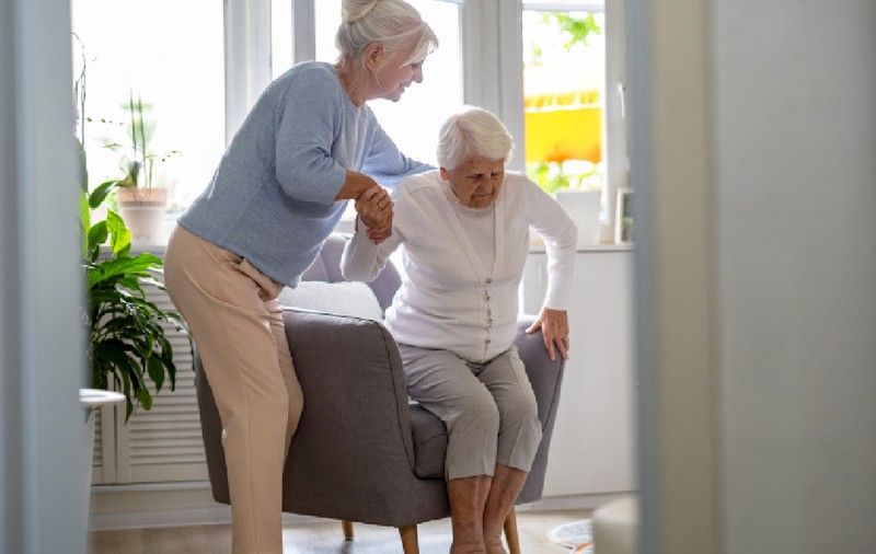 Ce se întâmplă cu oasele pe măsură ce îmbătrânim: descoperirea care ar putea revoluționa tratamentele pentru osteoporoză