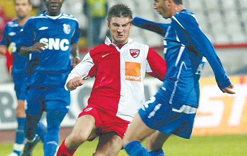 De 1.000 de ori câini