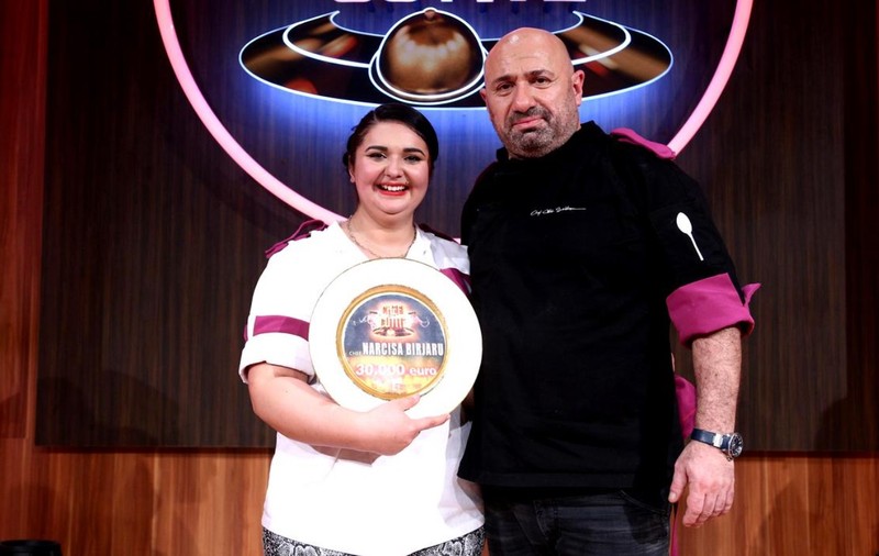 Narcisa Birjaru s-a angajat la hotelul lui Cristi Borcea. Câștigătoarea „Chefi la cuțite” face primele declarații