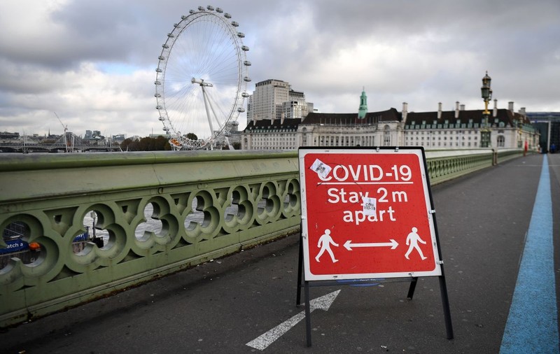 Marea Britanie intră în al treilea lockdown. Boris Johnson a anunțat cele mai dure restricții din martie încoace