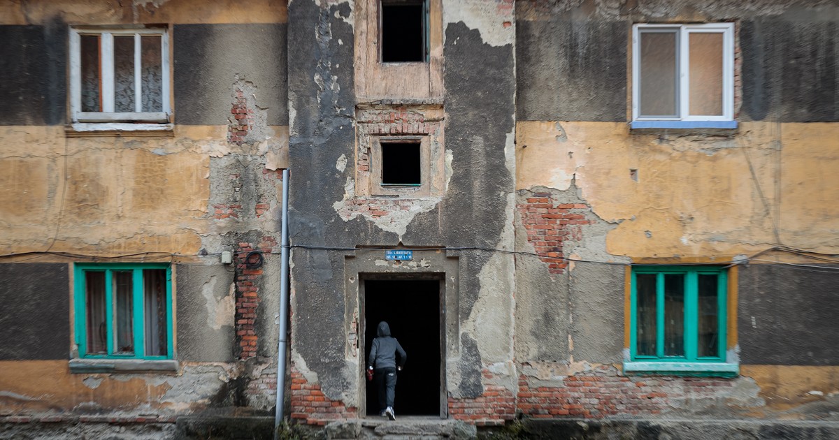 Furnale din Paroșeni, Valea Jiului, încă în funcțiune (Foto: Eli Driu)