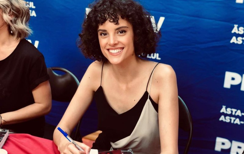 Diana Sar arată perfect acum, dar a avut o perioadă în care a ținut diete haotice: ba s-a înfometat, ba a mâncat în exces. «Am mâncat 9 înghețate într-o zi!»