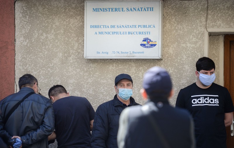 DSP București a anunțat că nu mai primește documente fizice pentru eliberarea deciziilor de carantină sau izolare din cauza COVID-19