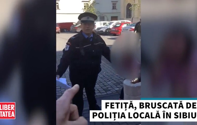 Polițistă din Sibiu, acuzată că a bruscat o fetiță pe stradă / VIDEO