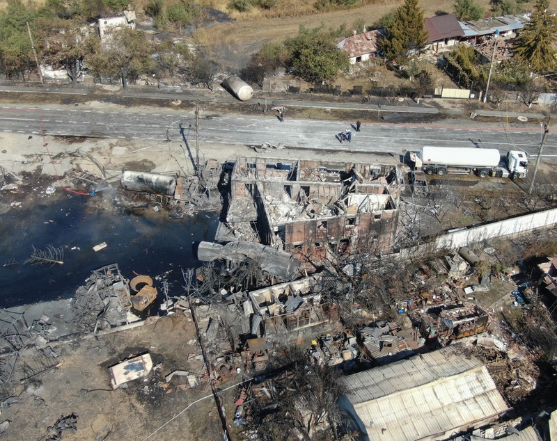 Urmările exploziilor de la Crevedia, în patru imagini. Ce a rămas în urma deflagrațiilor