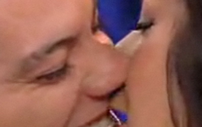 Video | Larissa Riquelme a imitat sărutul dintre Iker Casillas şi Sara Carbonero