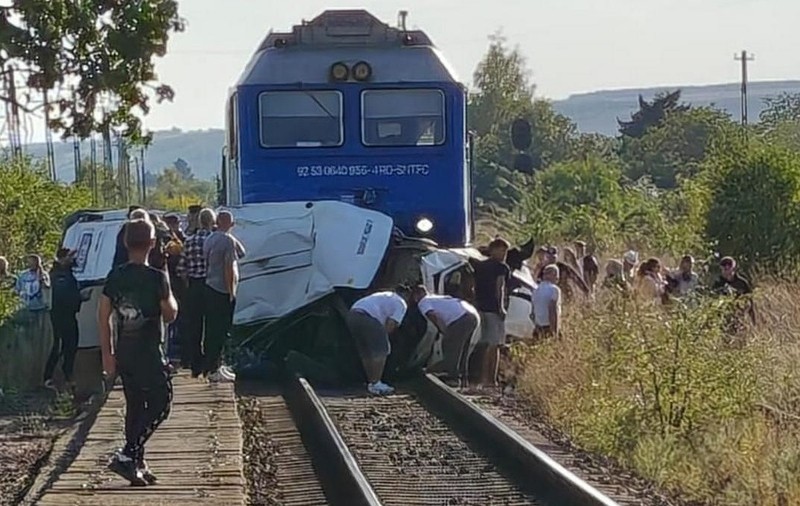 Patru persoane au murit într-un grav accident feroviar în Galați Un copil, printre victime. Sursă foto: Monitorul de Galați.