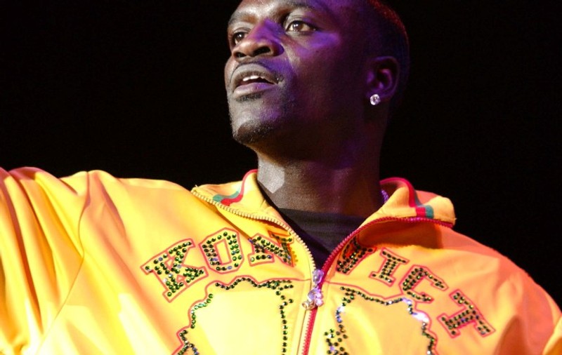 Video / Akon a izbucnit în lacrimi în timp ce vorbea despre Michael 