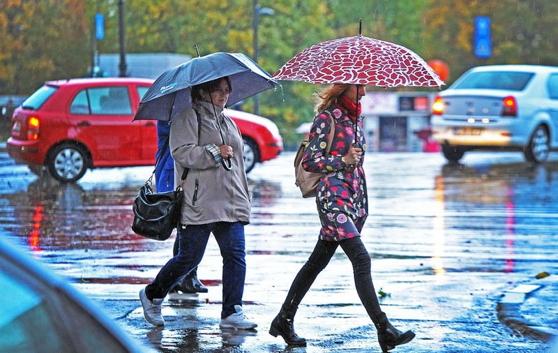 Prognoza meteo pentru 6 mai. Vreme rece şi ploaie în majoritatea regiunilor ţării