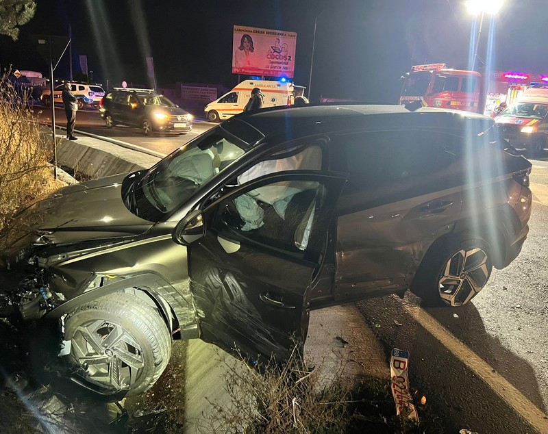 Cinci răniți, în urma unui accident care a avut loc pe DN1, în comuna prahoveană Florești