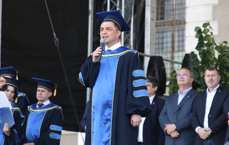 BIOGRAFIE/ Cine este Daniel Breaz, propus la Ministerul Culturii. Matematicianul care îl înlocuieşte pe actorul Ivaşcu