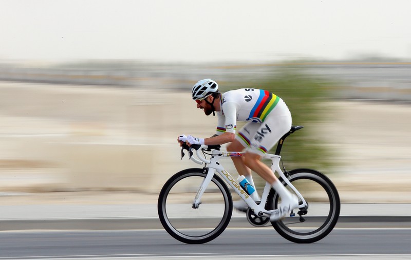 Recordul orei a fost spulberat. Wiggins a dat kilometrajul peste cap