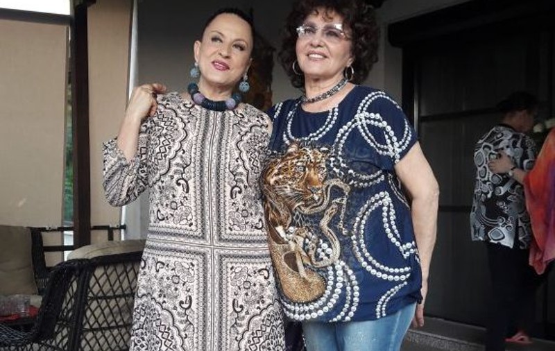 EXCLUSIV/ Irina Loghin se îmbracă, la 79 de ani, ca o adolescentă! Poartă blugi rupți și tricouri