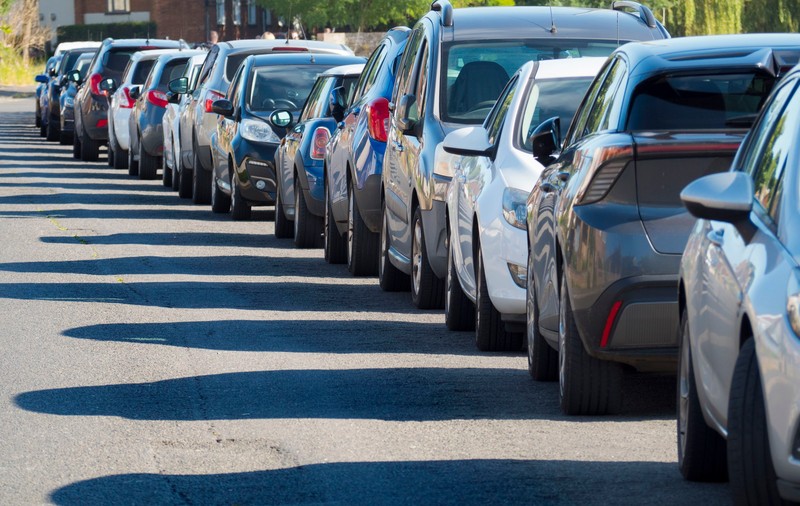 16.000 de români au RCA la o firmă bulgară rămasă fără licență. Ce se întâmplă cu banii și daunele