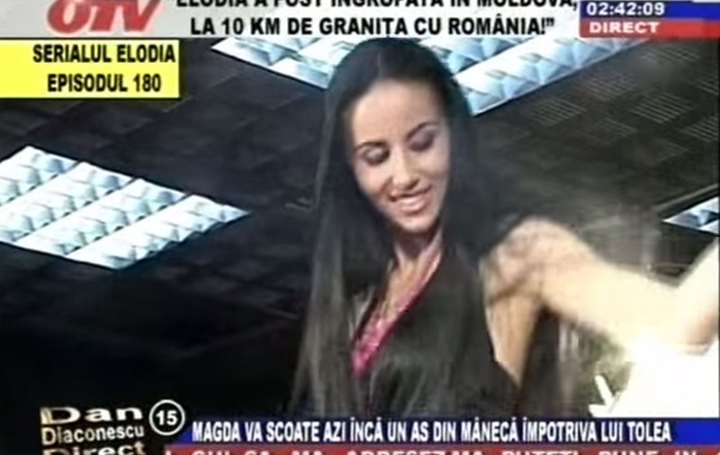 Îți mai aduci aminte? SHOW TOTAL CU MAGDA CIUMAC, dansând MANELE PE MASĂ, în GARSONIERA LUI DAN DIACONESCU! VIDEO