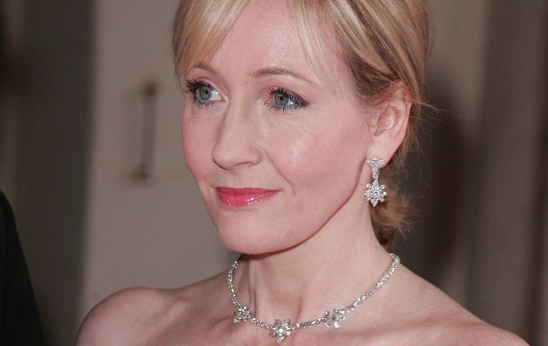 J.K. Rowling, decorată de Sarkozy cu Legiunea de Onoare