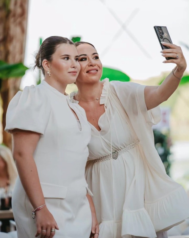 Oana Roman, mărturisire neașteptată din vacanța din Grecia: „Nu prea sunt OK”. Ce se întâmplă cu vedeta