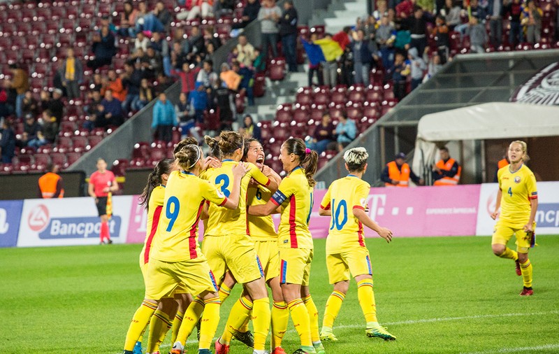 Fotbal feminin. România va juca meciul decisiv "acasă" în barajul pentru Euro 2017