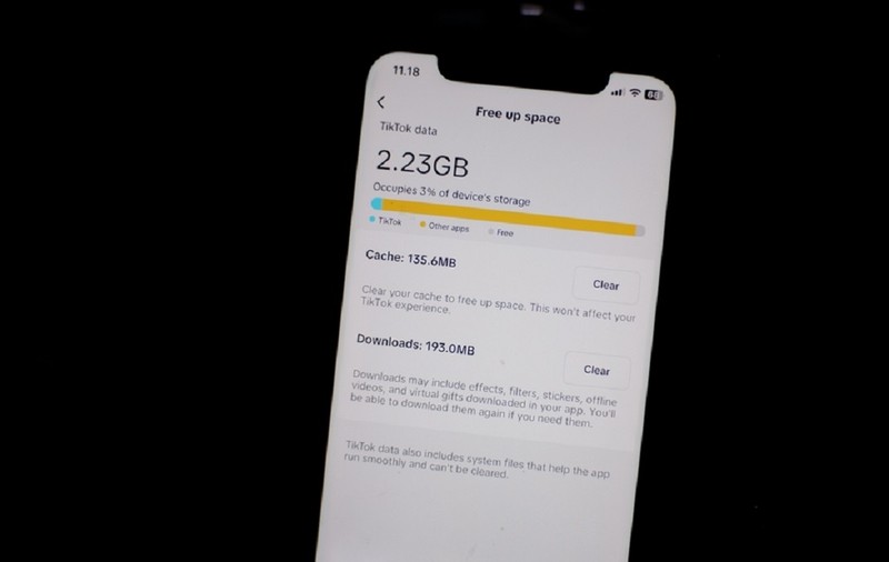 Cum să cureți telefonul de fișiere inutile fără să pierzi date importante
