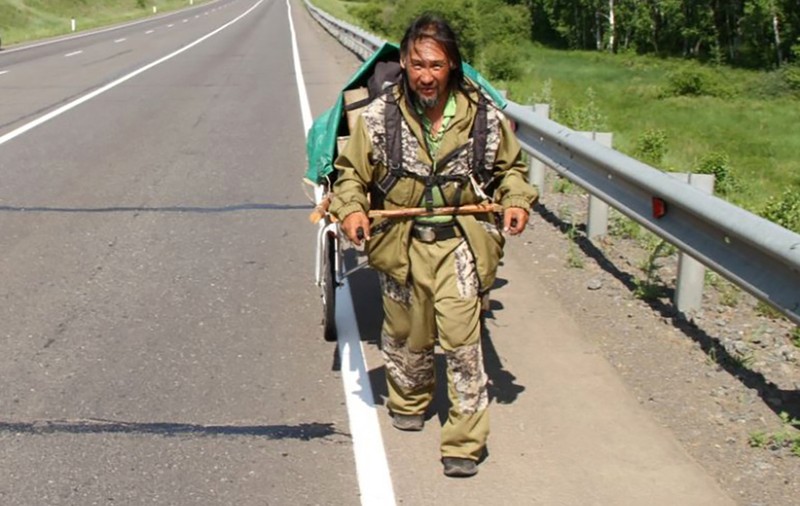A fost internat din nou într-un spital psihiatric, pentru că vrea ca Putin să plece. Soarta liderului spiritual din Siberia