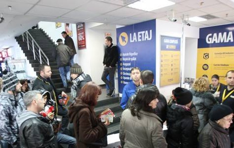 CE CAPCANE SĂ EVIȚI de BLACK FRIDAY! Iată cum RETURNEZI PRODUSELE CUMPĂRATE, dacă TE RĂZGÂNDEȘTI