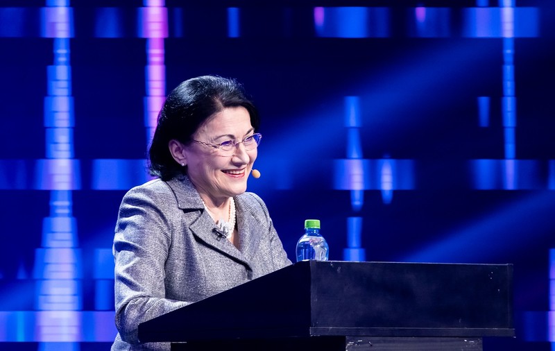 Ecaterina Andronescu, Petre Roman și Viorel Cataramă, pe scena de la „iUmor”. Reacția juraților
