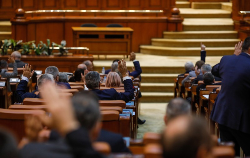 Sesizările anonime ale avertizorilor au nevoie de „indicii temeinice”. Expert: „Se cer probe la care ei poate nu au acces, iar asta face clasarea mai ușoară”