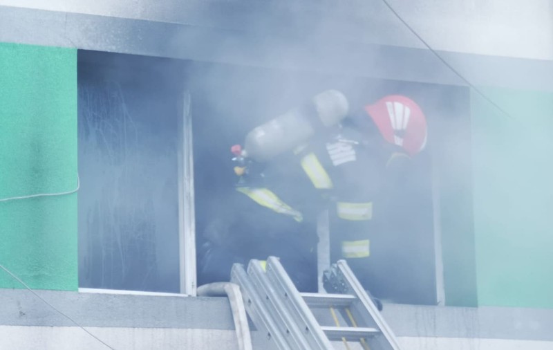 Imagine de pe camerele video înaintea incendiului de la Spitalul de Boli Infecţioase Constanţa. Avocat: Incendiul de acum doi ani, elucidat de INSEMEX