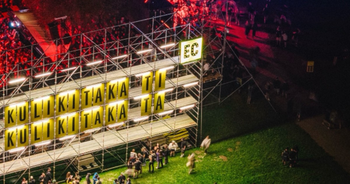 Imagine aeriană cu festivalul Electric Castle, din Bonțida, județul Cluj