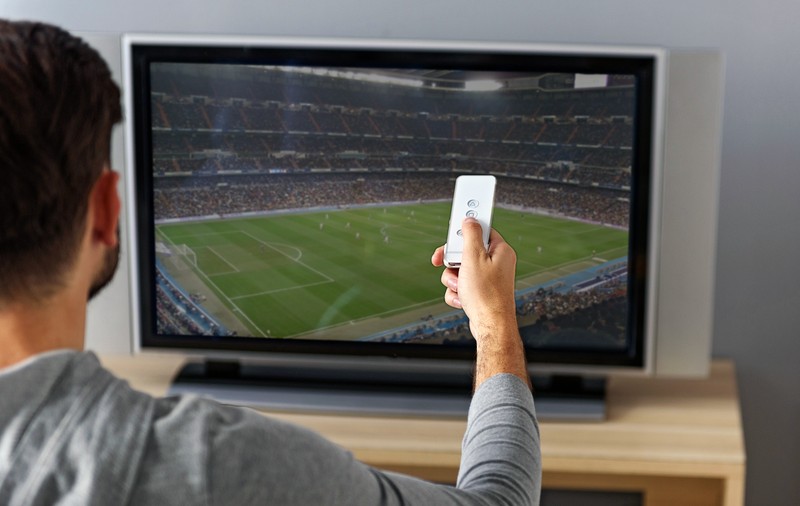 Piața de televiziune din România a livrat audiențe mai mici pentru reclamele difuzate în 2022. Cu tot cu Mondialul, TVR 1 e sub DIVA