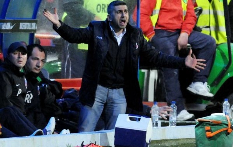 Steliștii vor campionatu′, dar nu știu să numere până la patru! Nepotul lui Becali a ”comis-o” iar