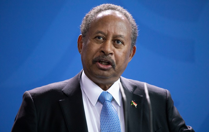 Premierul Sudanului demisionează, în timp ce protestele pro-democrație au fost reprimate violent