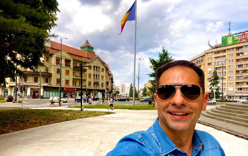 Dan Negru a împlinit 52 de ani. Cum a ales prezentatorul TV să își aniverseze ziua de naștere