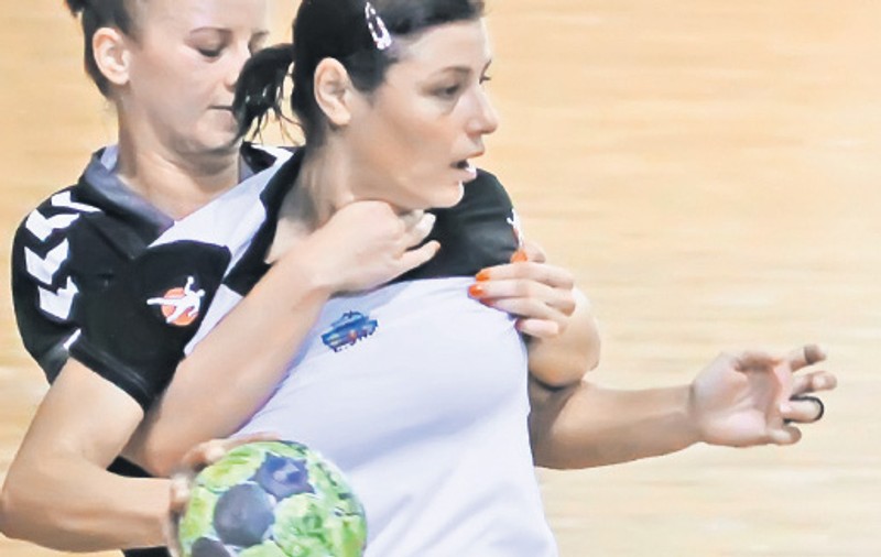 Chinurile handbalistei Alina Dobrin