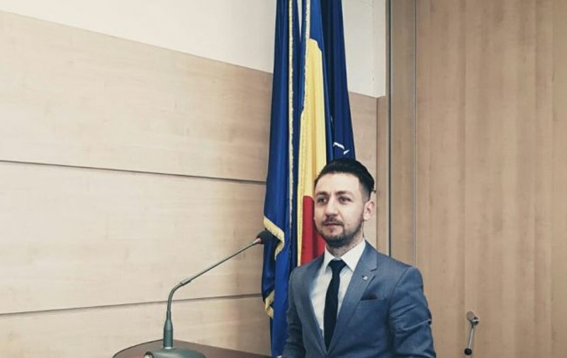 Un polițist din Mehedinți a publicat un manifest pe Youtube. Raul Ghenciu crede că „poliţiştii şi militarii trebuie să se revolte”