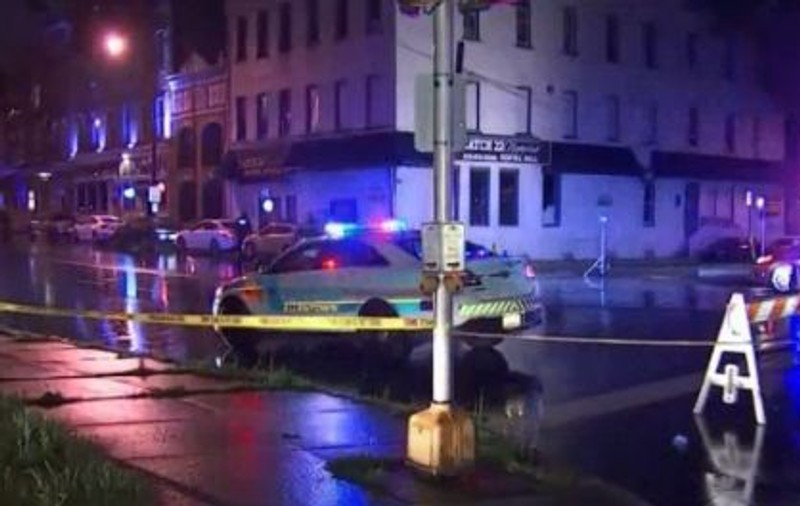 Zece persoane au fost rănite în fața unui club de noapte din orașul american Allentown