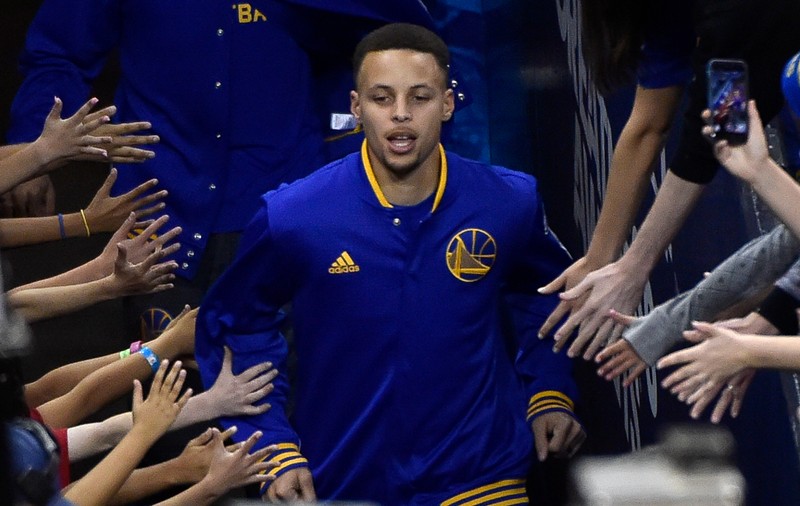 Nu poate fi oprită! Golden State - 1.000 de coșuri de 3 puncte în sezonul regular, record NBA!