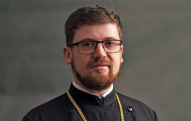 Arhiepiscopia Sucevei: a început cercetarea disciplinară a preoților care au făcut campanie pro-Călin Georgescu. „Au fost contactați deja de corpul de cercetare bisericească”