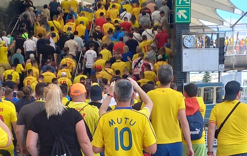 Suporterii români au ajuns la stadion: „Nebunie, frate!” | FOTO