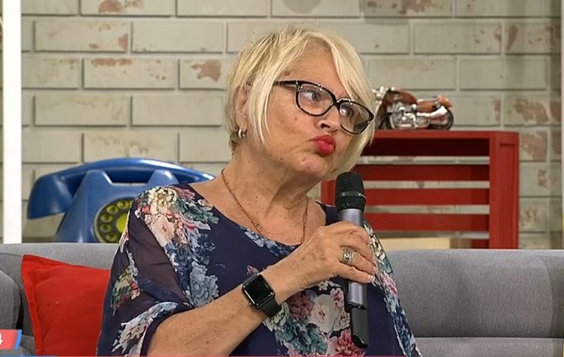 Pasiunea Mirabelei Dauer. Are peste 600 de căni