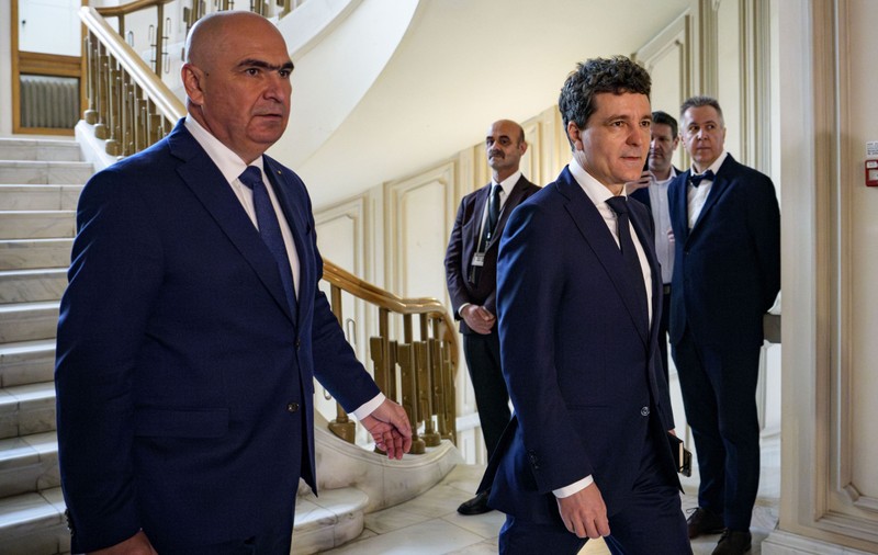 La vremuri noi, tot ei. Noul guvern, alt dezastru pentru România