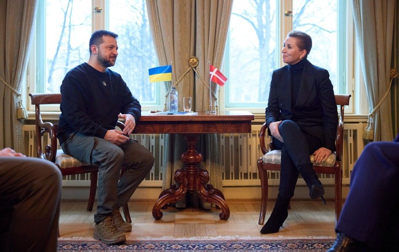 Danemarca își va transfera întreaga artilerie către Ucraina. „Există muniție în stoc în Europa. Nu este vorba despre producție”