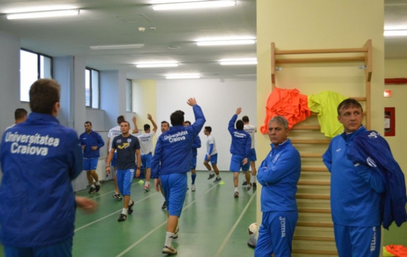 Emil Săndoi şi Sorin Cârţu au debutat cu dreptul la CSU Craiova! Bălgrădean a comis-o grav
