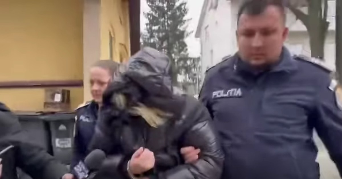 Mama fetiței a fost reținută.
