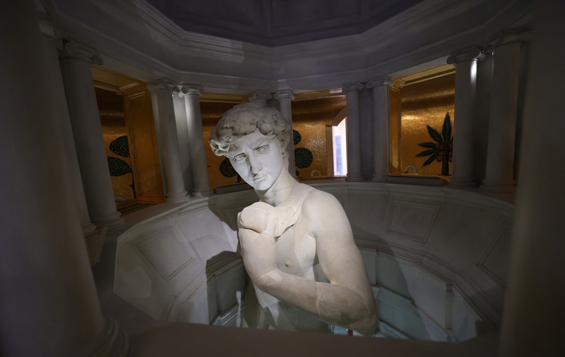 Statuia lui David de Michelangelo, acoperită la Dubai pentru a nu ofensa islamiștii. Istoric: „O umilinţă inedită”