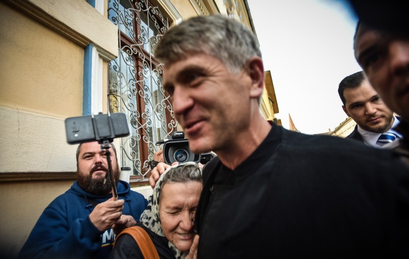 Scrisoare deschisă, în apărarea fostului preot Cristian Pomohaci. "Pentru ce atâta mânie?"