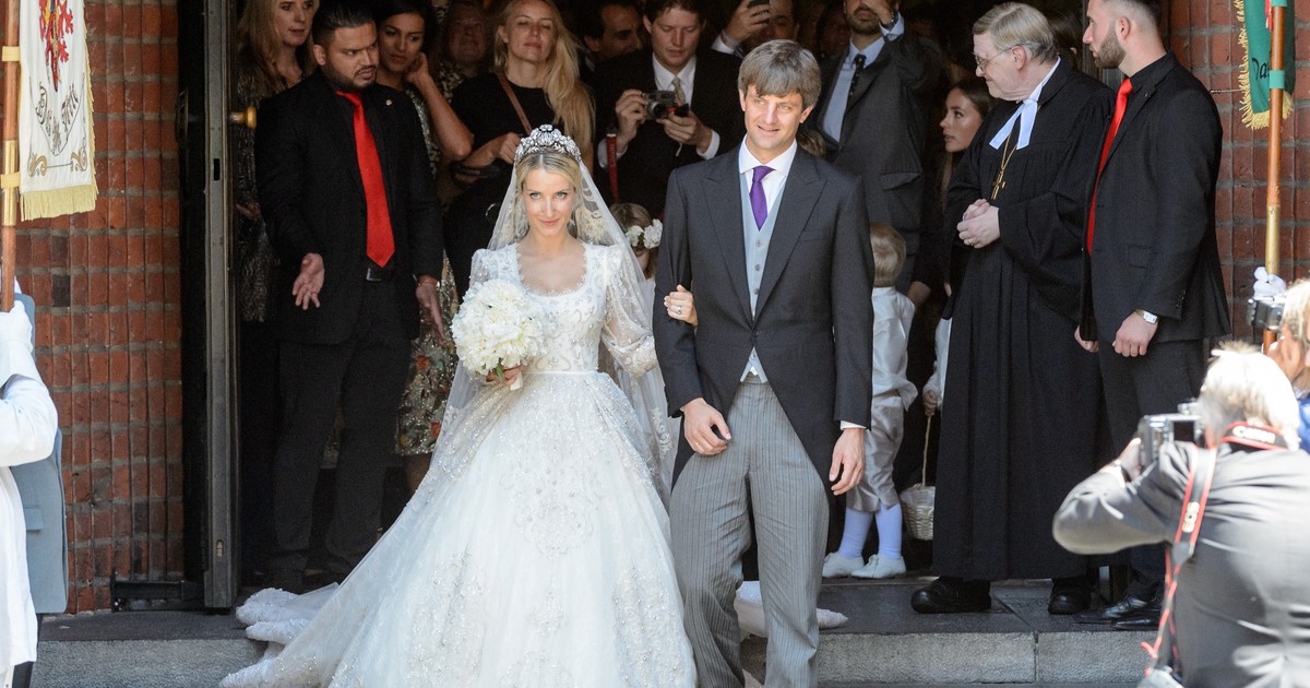Nunta princiară în Germania. Prințul Ernst-August Jr s-a căsătorit